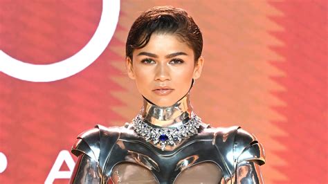 zendaya nude leaked|Zendaya Shows Off Bare Butt, Breasts at Dune 2 Premiere